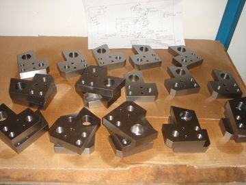 Elektrik Sanayi CNC hassas işleme pivot Pin aparatı